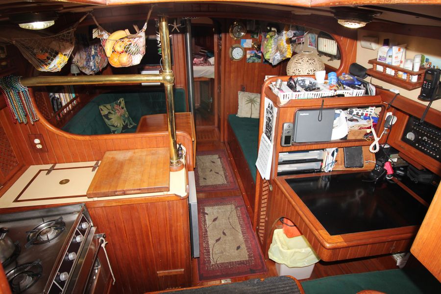 1984 Young Sun Westwind 35