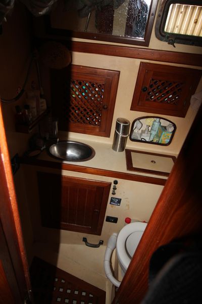 1984 Young Sun Westwind 35