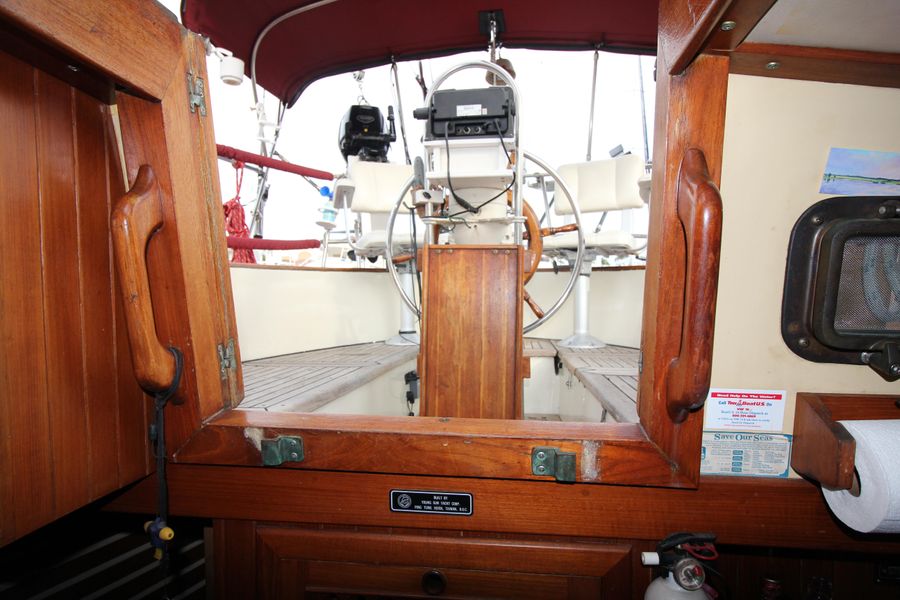 1984 Young Sun Westwind 35