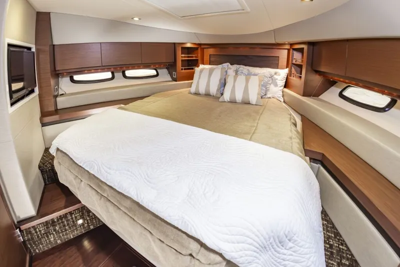 Sea Smoke Yacht Photos Pics 