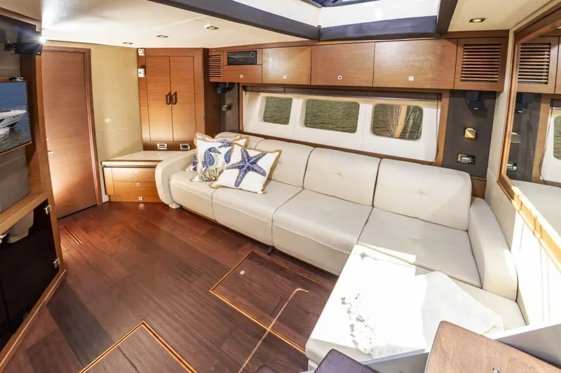 Sea Smoke Yacht Photos Pics 