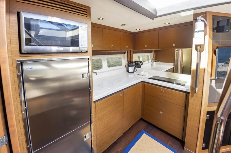 Sea Smoke Yacht Photos Pics 