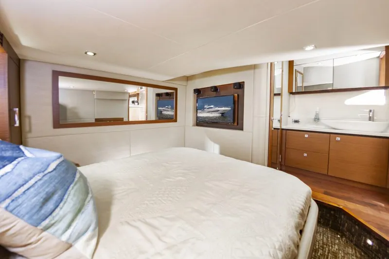 Sea Smoke Yacht Photos Pics 