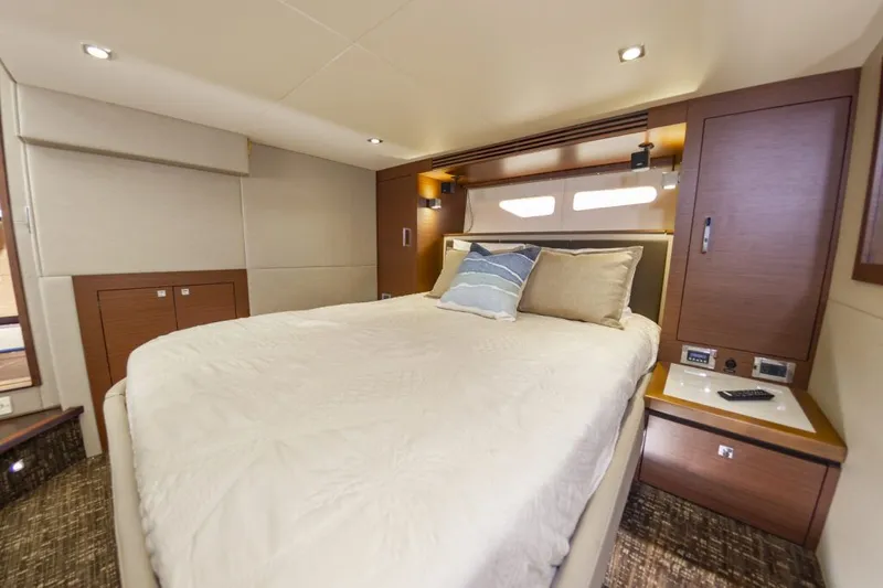 Sea Smoke Yacht Photos Pics 