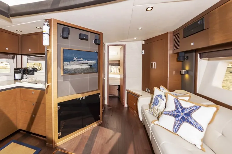 Sea Smoke Yacht Photos Pics 