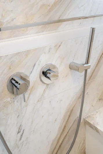 Vesper Lynd Yacht Photos Pics 