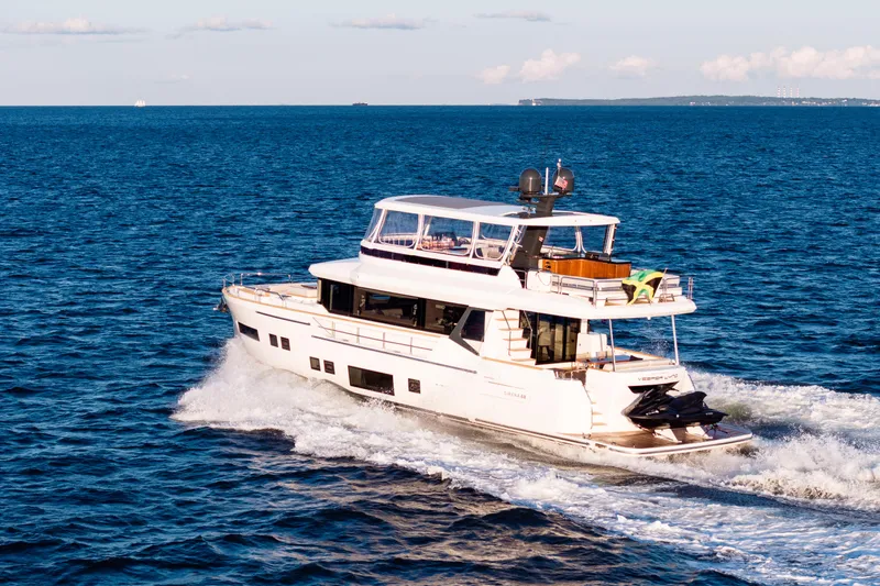 Vesper Lynd Yacht Photos Pics 