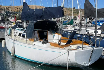 CAL 40