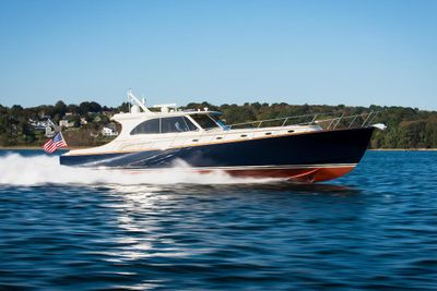 Hinckley Talaria 55 MKII Motor Yacht
