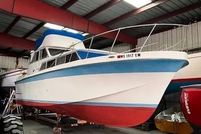Uniflite 36 Sedan Bridge