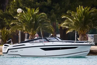 2022 Parker 780 Escape