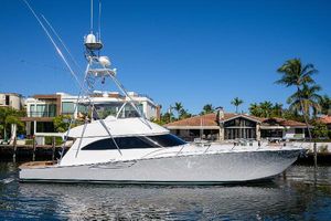 2017 66' Viking-Convertible Palm Beach, FL, US