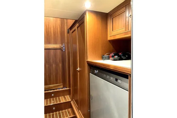 Grace Yacht Photos Pics 2019 Marlow 49e - Image 37