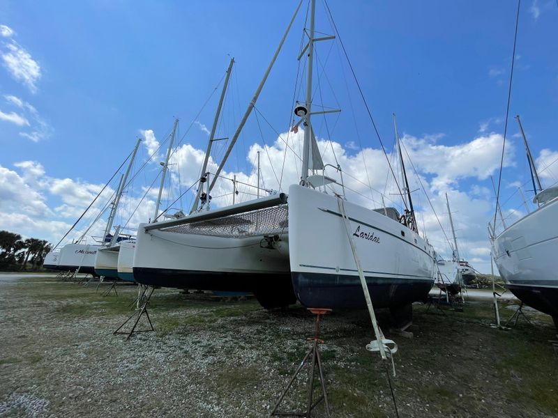 2002 Fountaine Pajot Belize 43