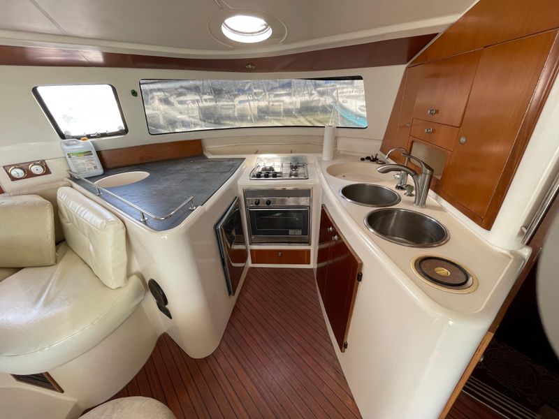 2002 Fountaine Pajot Belize 43