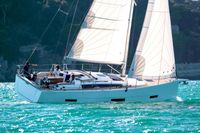2023 Dufour 390