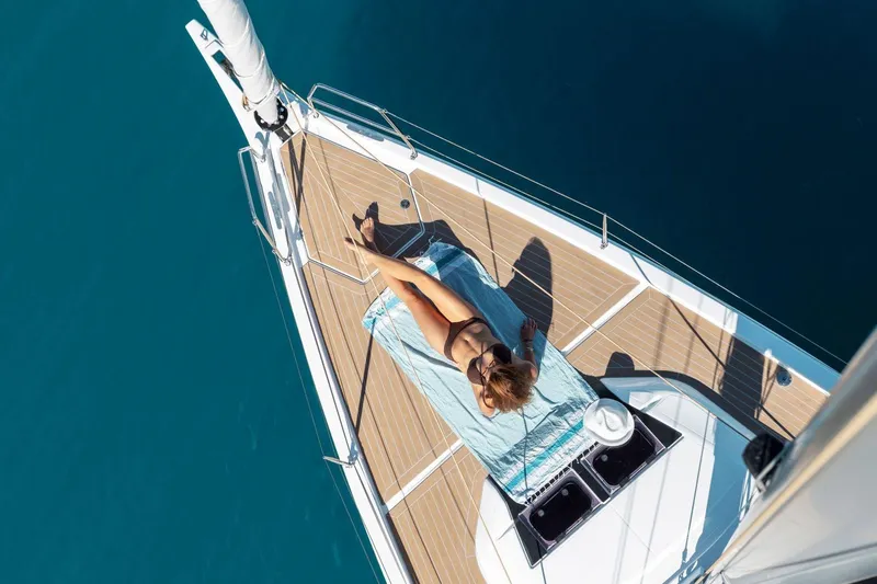 Gem Yacht Photos Pics 