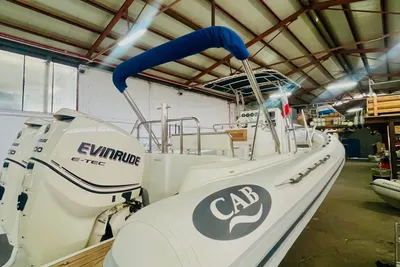 2011 Nautica Cab Dorado 8.70