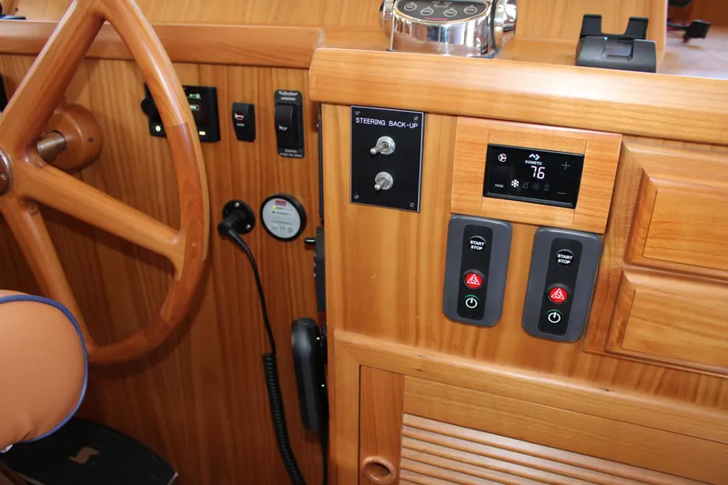 Dogfish Yacht Photos Pics 