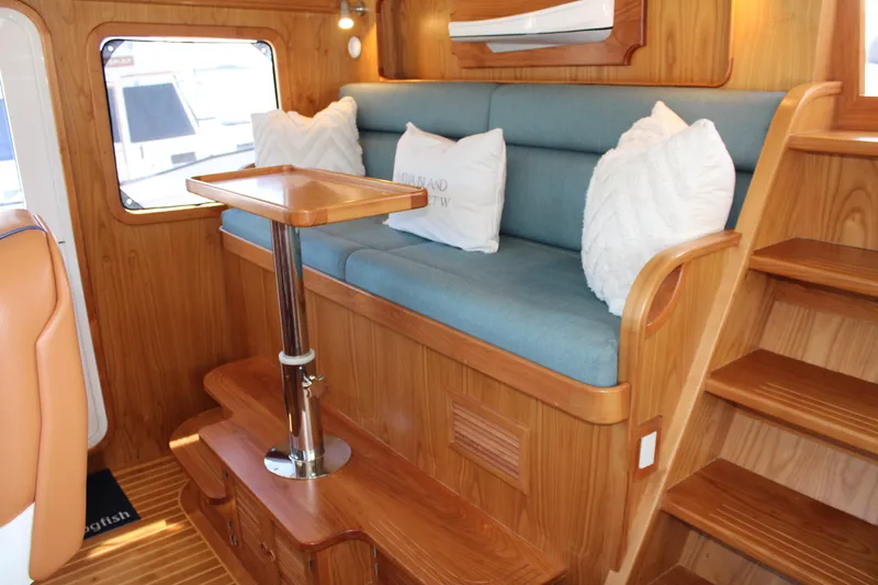 Dogfish Yacht Photos Pics 