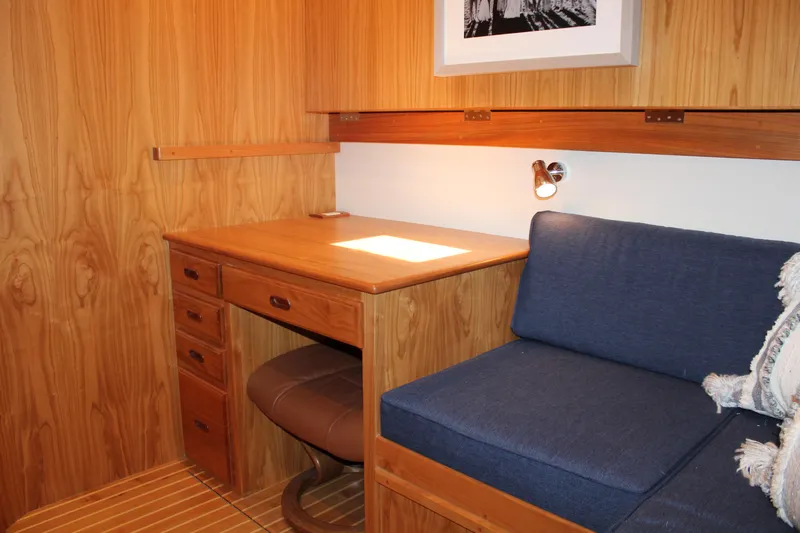 Dogfish Yacht Photos Pics 