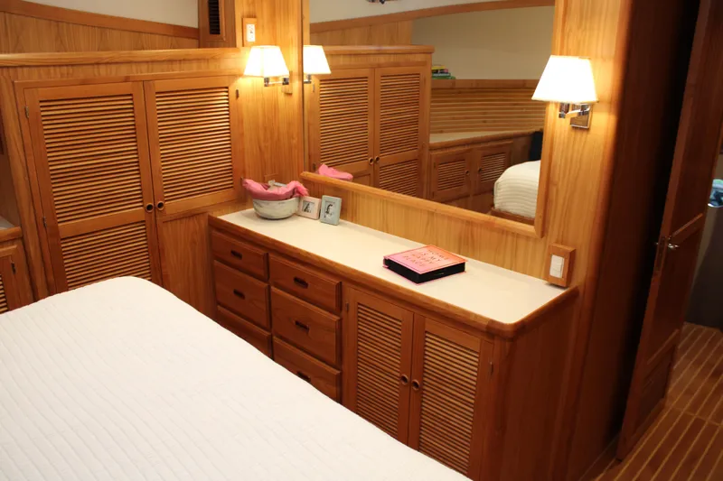 Dogfish Yacht Photos Pics 