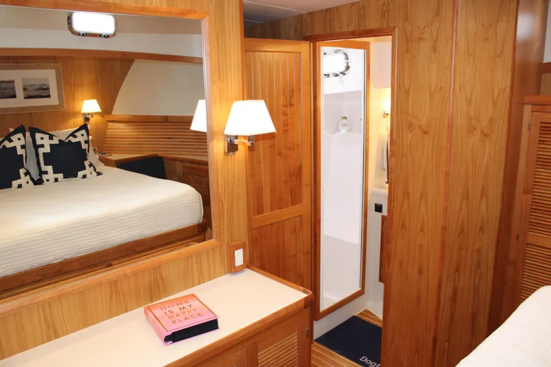 Dogfish Yacht Photos Pics 