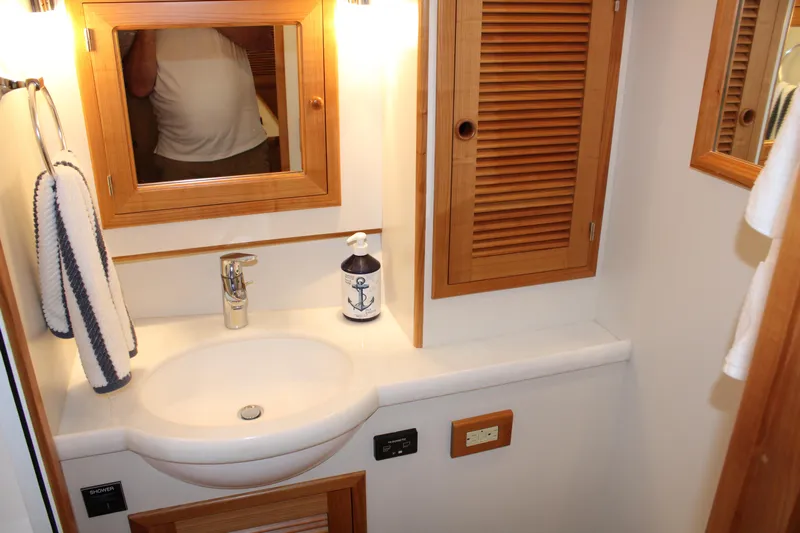 Dogfish Yacht Photos Pics 