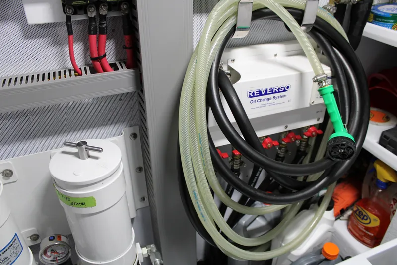 Dogfish Yacht Photos Pics 