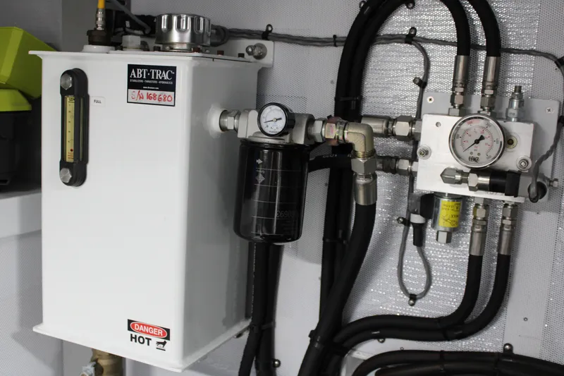 Dogfish Yacht Photos Pics 