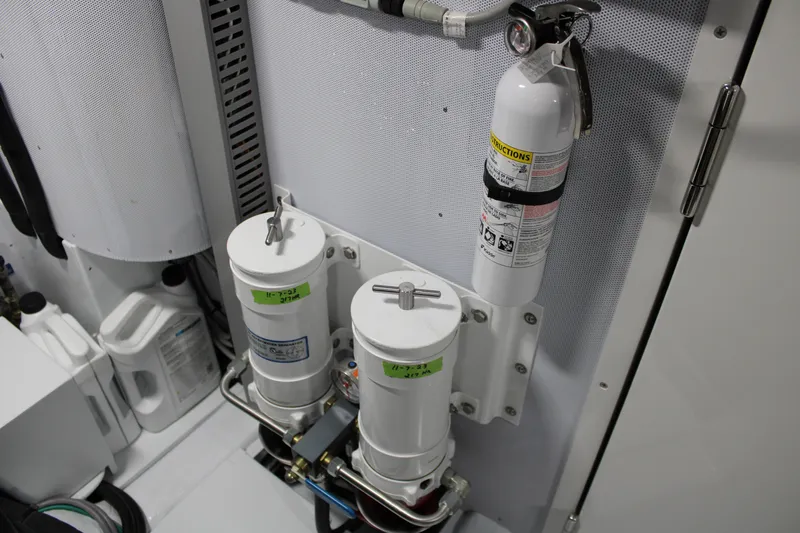 Dogfish Yacht Photos Pics 