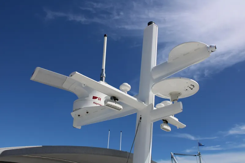 Dogfish Yacht Photos Pics 