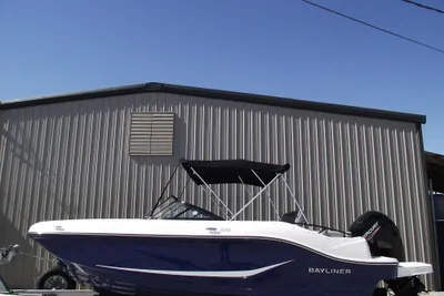 Bayliner D20
