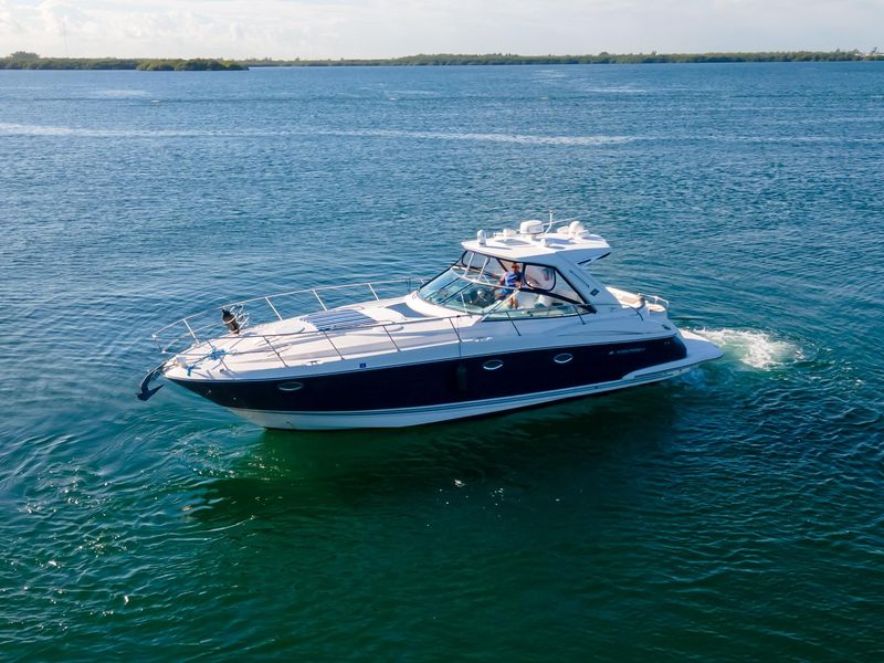 2008 Monterey 400 Sport Yacht