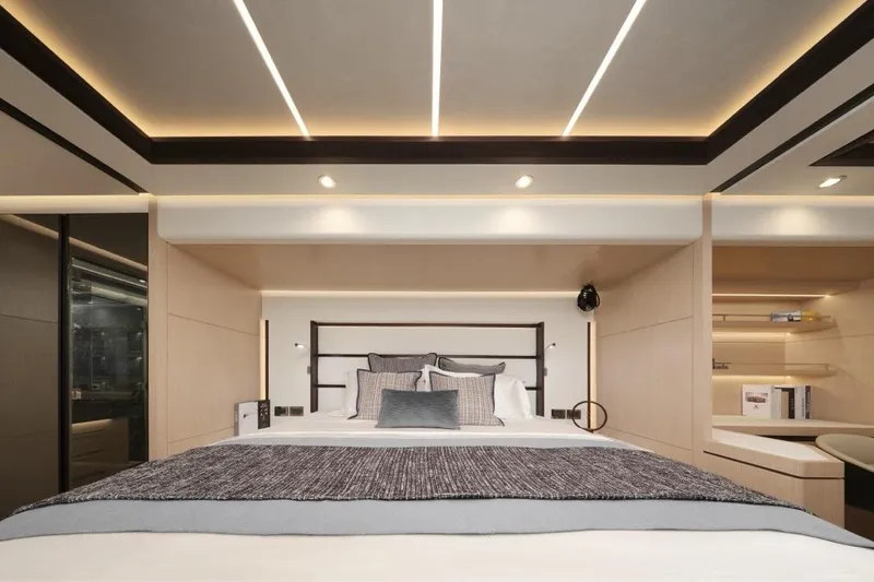 Seaview 75 Yacht Photos Pics Luxurious bedroom interior of 2026 Heysea Seaview 75 yacht, featuring modern design and ambient lighting.