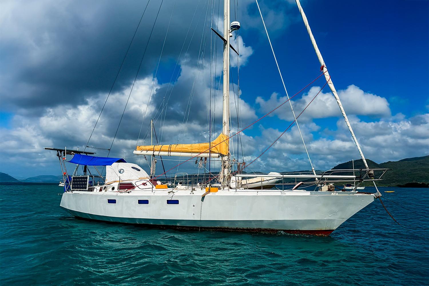 1982 Custom Oneiros 43