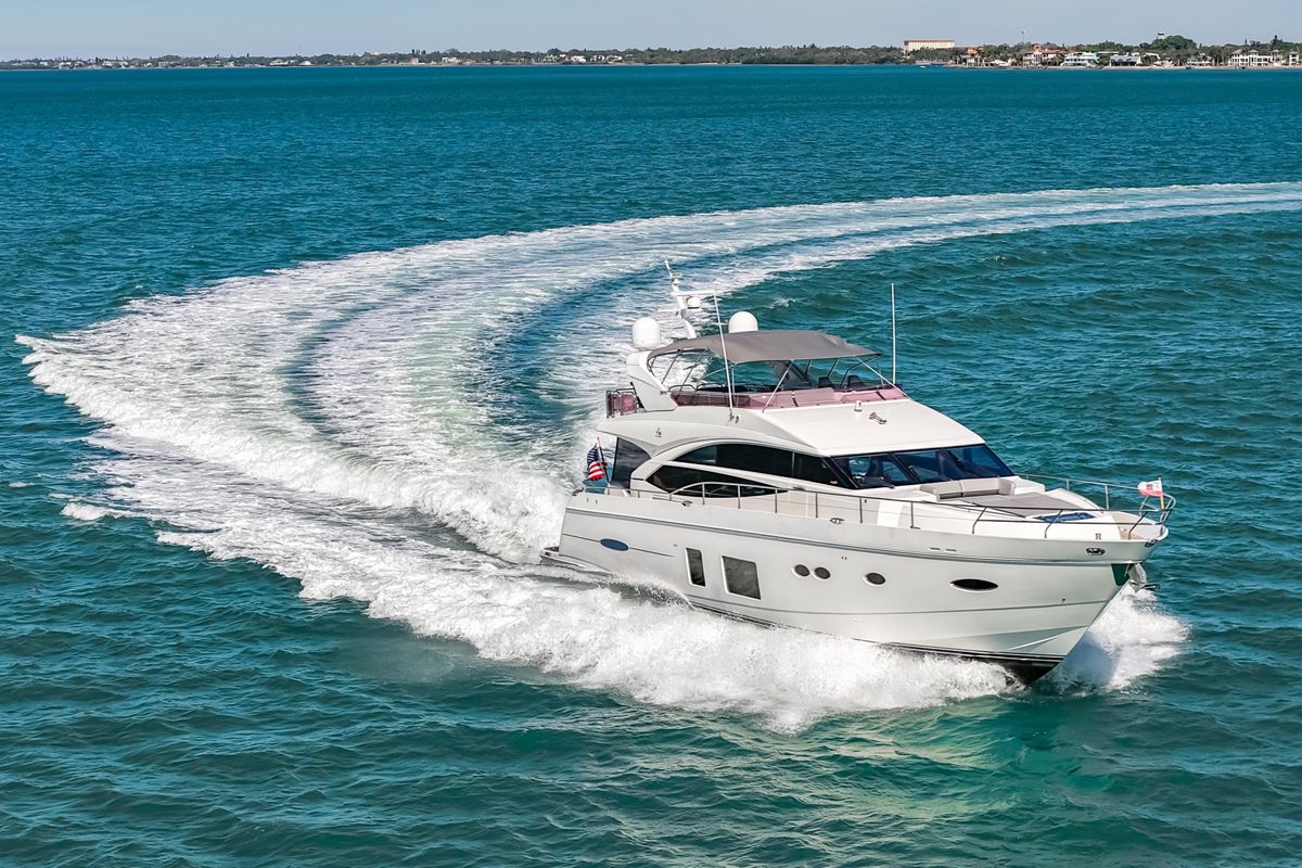 2014 Princess 72 