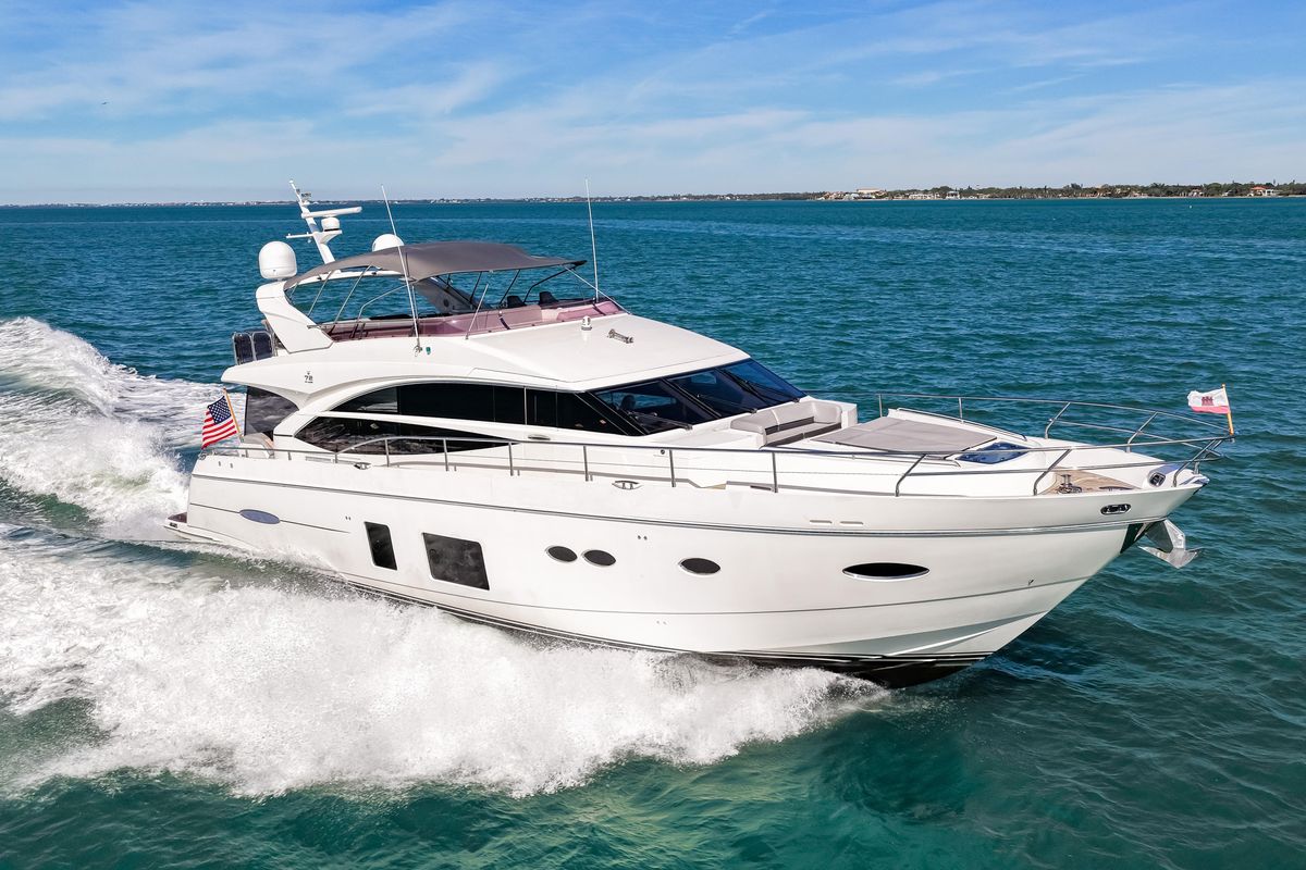 2014 Princess 72 
