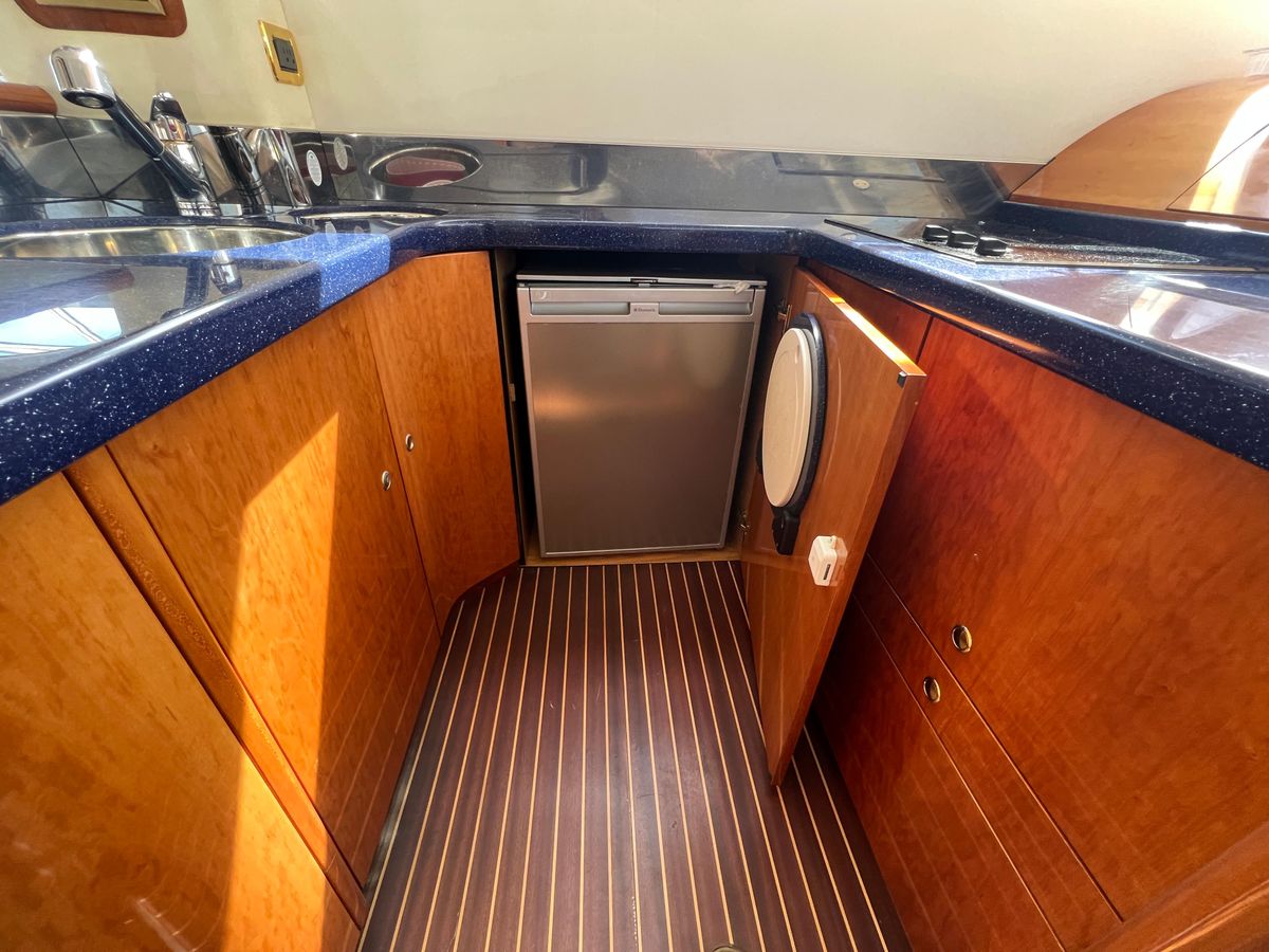 2004 Cranchi 48 