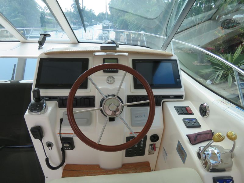 2008 Tiara Yachts 3900 Sovran