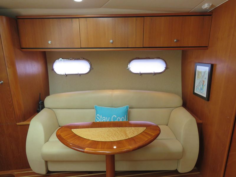 2008 Tiara Yachts 3900 Sovran