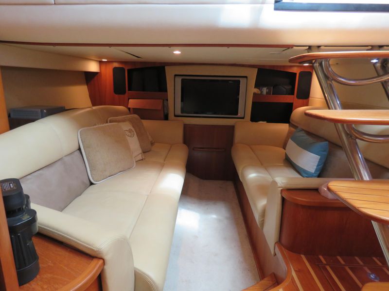 2008 Tiara Yachts 3900 Sovran