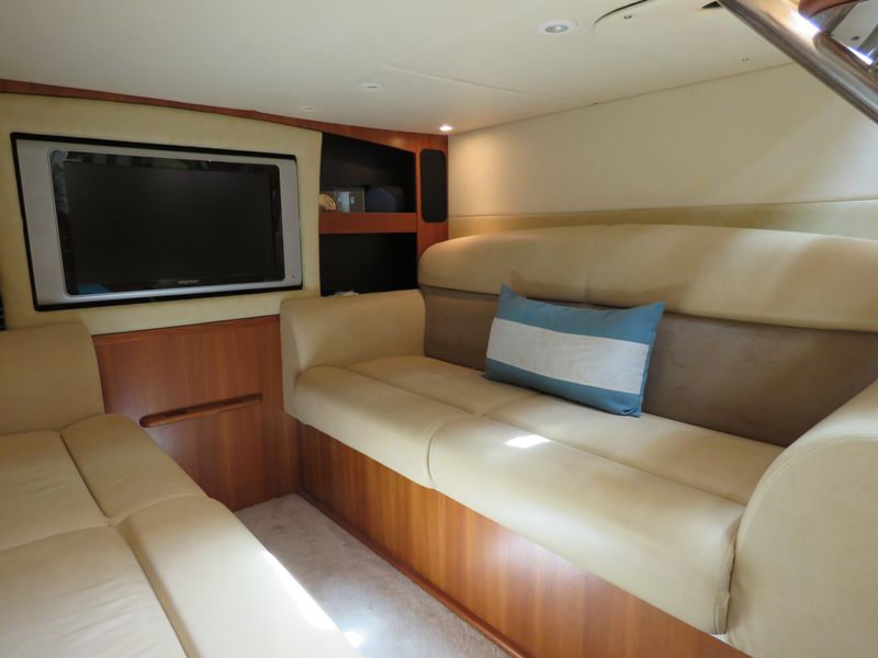 2008 Tiara Yachts 3900 Sovran