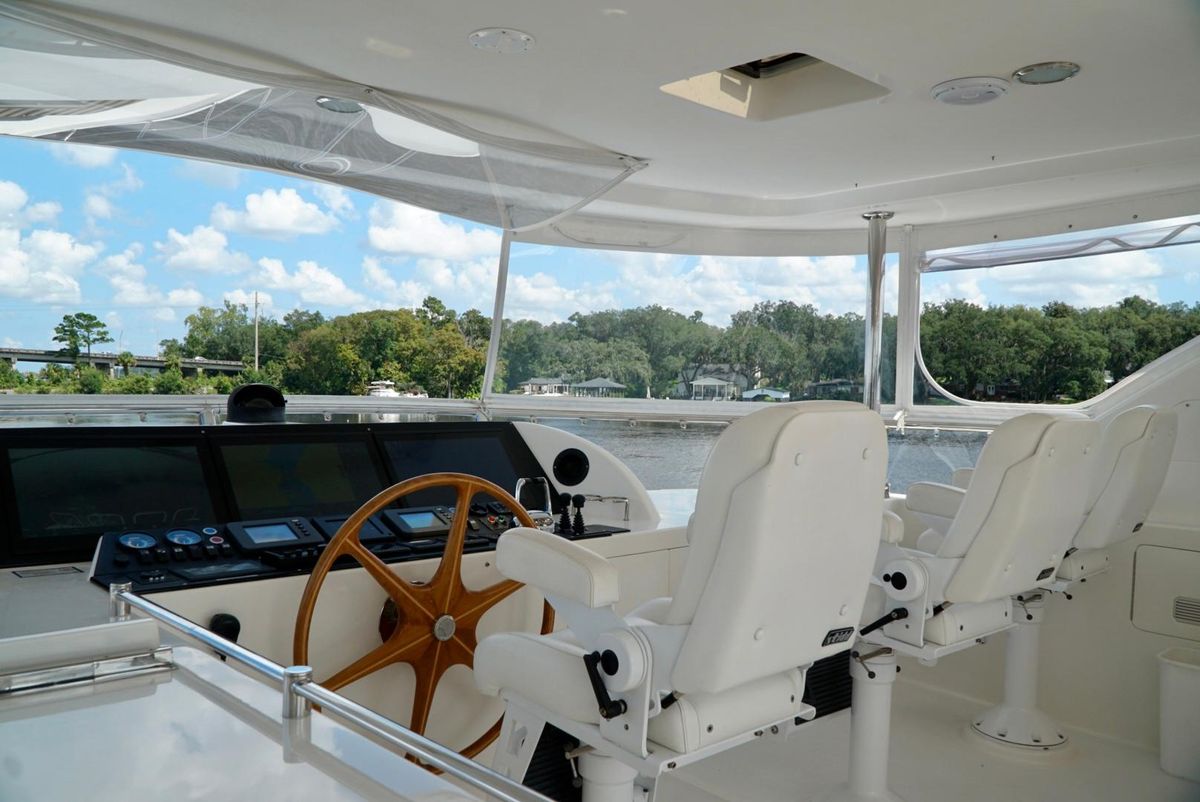 2008 Ocean Alexander 74 