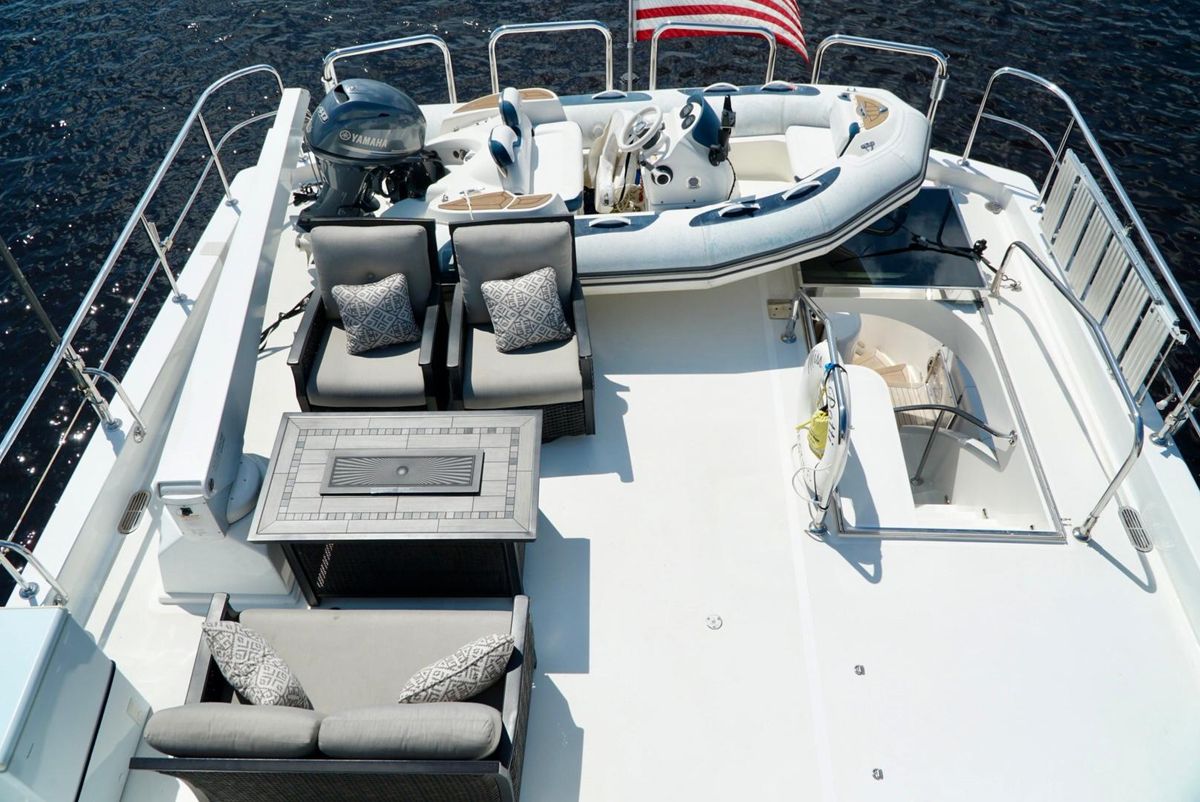 2008 Ocean Alexander 74 