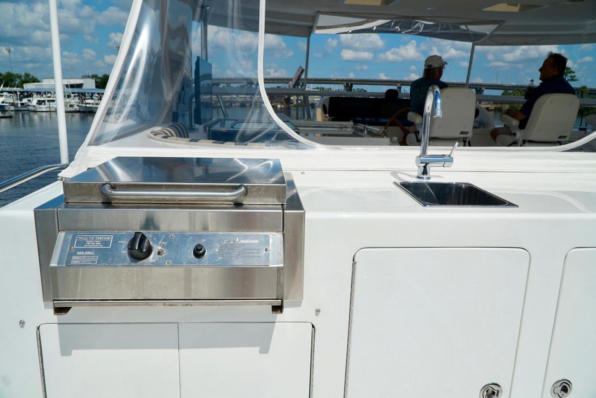 2008 Ocean Alexander 74 