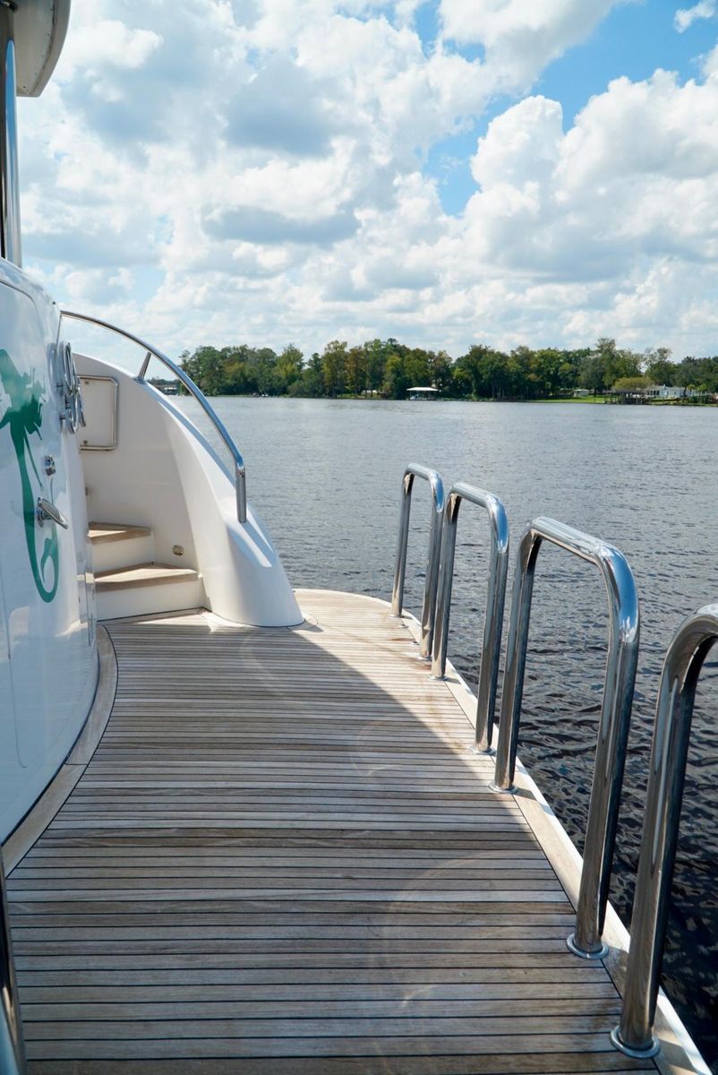 2008 Ocean Alexander 74 