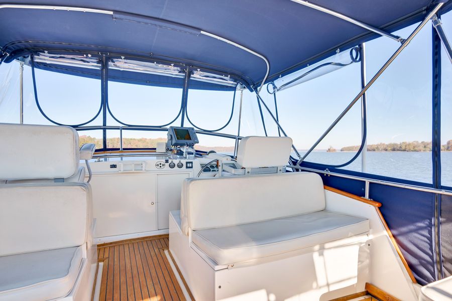 1989 Grand Banks 42 Motoryacht