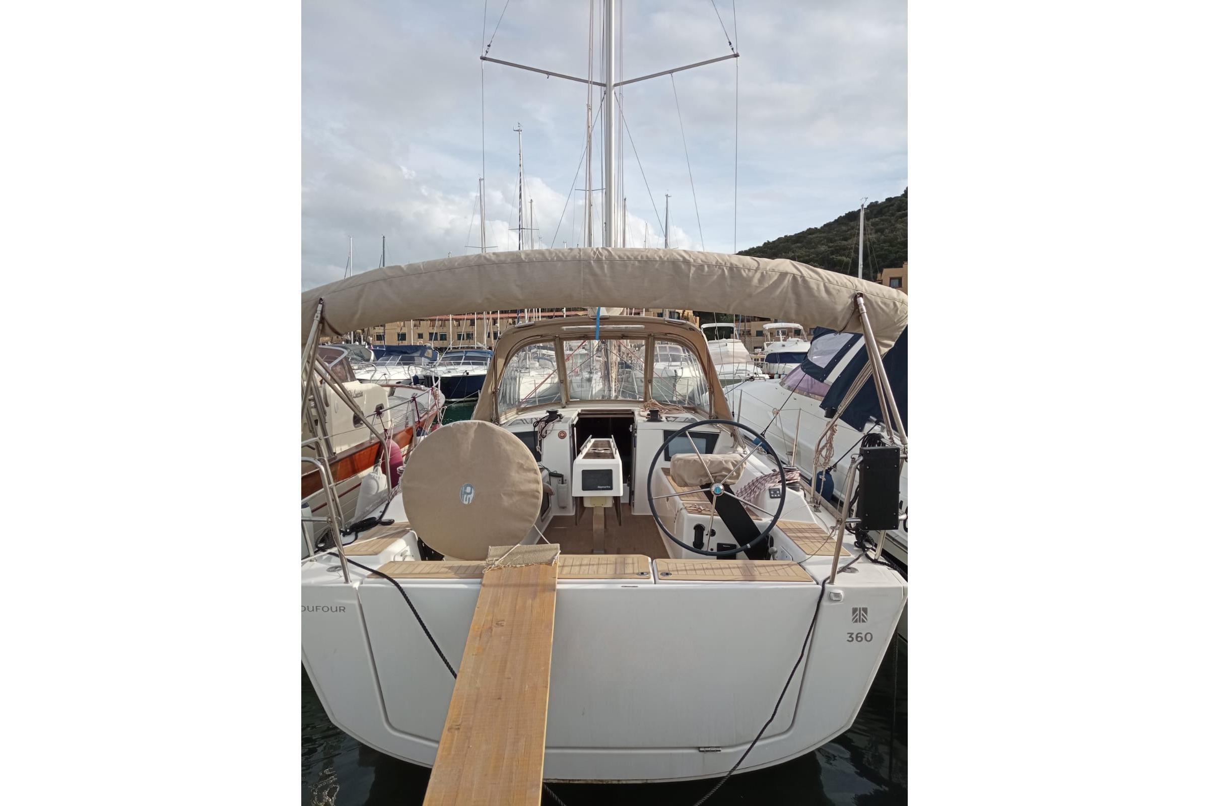 2020 Dufour 360 Grand Large