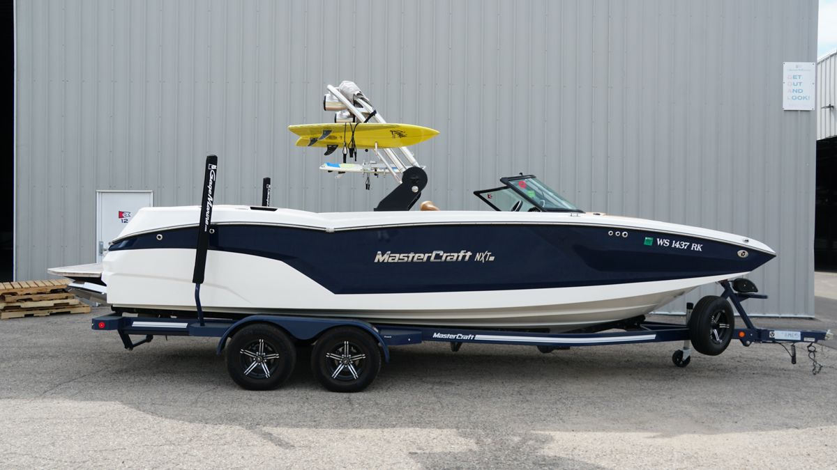 MasterCraft NXT24